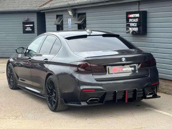 BMW 5 SERIES 2.0 520i M Sport Auto 4dr