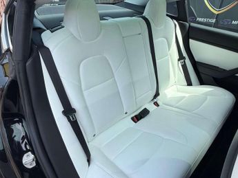 Tesla MODEL 3 Model 3 Long Range AWD 4WD 4dr