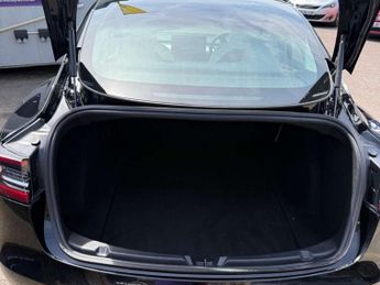 Tesla MODEL 3 Model 3 Long Range AWD 4WD 4dr