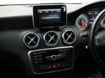 Mercedes-Benz A-CLASS 2.1 A200 Sport CDi Auto 5dr