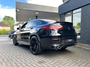 Mercedes-Benz GLC 3.0 GLC43 V6 AMG (Premium Plus) RED / BLK LEATHER + BODYKIT + Co