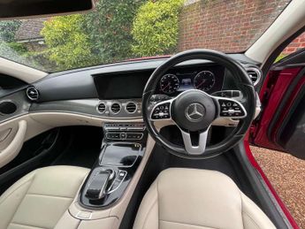 Mercedes-Benz E-CLASS 2.0 E 220 D SE Premium Auto 5dr