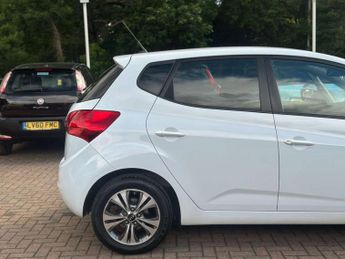 KIA VENGA 1.6 Venga 3 Auto 5dr