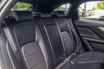 JAGUAR F-PACE 2.0 D180 R-Sport SUV 5dr Diesel Auto AWD Euro 6 (s/s) (180 ps)