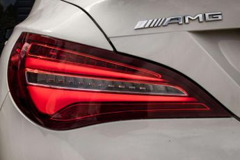 MERCEDES-BENZ CLA 2.0 CLA45 AMG Coupe 4dr Petrol SpdS DCT 4MATIC Euro 6 (s/s) (381