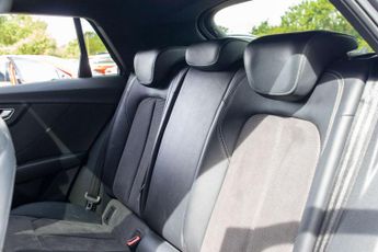 AUDI Q2 2.0 TDI S line SUV 5dr Diesel S Tronic quattro Euro 6 (s/s) (150