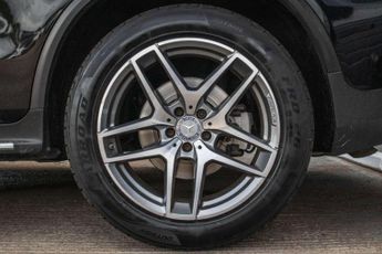 MERCEDES-BENZ GLC 2.1 GLC220d AMG Line (Premium) Coupe 5dr Diesel G-Tronic 4MATIC 