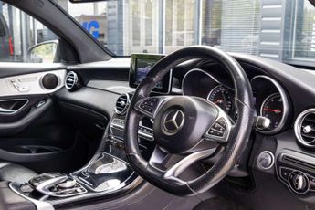 MERCEDES-BENZ GLC 2.1 GLC220d AMG Line (Premium) Coupe 5dr Diesel G-Tronic 4MATIC 