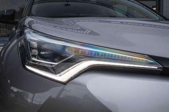 TOYOTA C-HR 1.8 VVT-h Dynamic SUV 5dr Petrol Hybrid CVT Euro 6 (s/s) (122 ps
