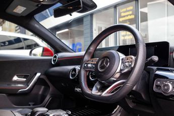 MERCEDES-BENZ A-CLASS 1.3 A180 AMG Line Hatchback 5dr Petrol 7G-DCT Euro 6 (s/s) (136 