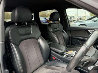 AUDI Q7 3.0 TDI V6 S line SUV 5dr Diesel Tiptronic quattro Euro 6 (s/s) 