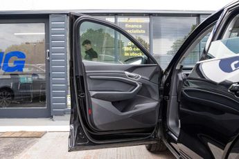 AUDI E-TRON 50 Technik SUV 5dr Electric Auto quattro 71.2kWh (11kW Charger) 