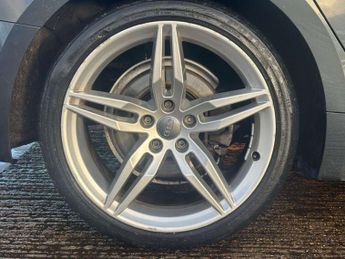 AUDI A5 2.0 TFSI 35 S line Sportback 5dr Petrol S Tronic Euro 6 (s/s) (1