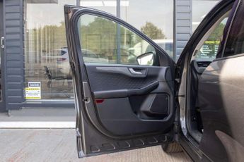FORD KUGA 1.5 EcoBlue Titanium Edition SUV 5dr Diesel Auto Euro 6 (s/s) (1