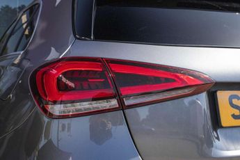MERCEDES-BENZ A-CLASS 2.0 A 200 D AMG Line Executive Auto 5dr