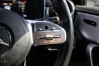 MERCEDES-BENZ A-CLASS 2.0 A 200 D AMG Line Executive Auto 5dr