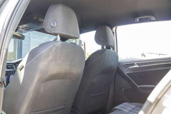 VOLKSWAGEN GOLF 1.4 Golf GTE Semi-Auto 5dr