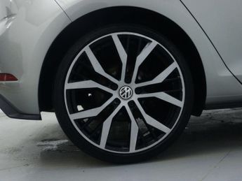VOLKSWAGEN GOLF 2.0 TDI GTD Hatchback 5dr Diesel DSG Euro 6 (s/s) (184 ps)