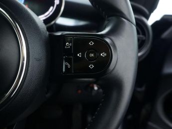MINI Electric Hatch Cooper SE 32.6kWh Level 3 Hatchback 3dr Electric Auto (184 ps)