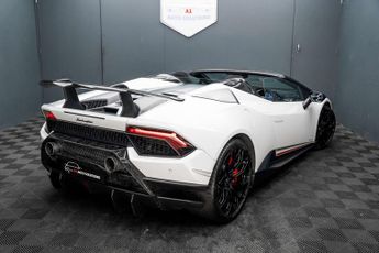LAMBORGHINI HURACAN 5.2 Huracan Performante LP 640-4 Semi-Auto 4WD 2dr