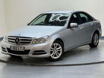Mercedes-Benz C-CLASS 2.1 C220 Executive SE CDi BlueEfficiency Auto 4dr