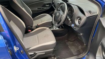 Toyota Yaris 1.5 VVT-h Y20 Bi-tone Hatchback 5dr Petrol Hybrid E-CVT Euro 6 (