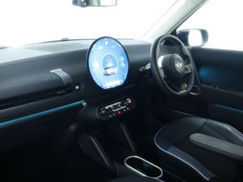 MINI Electric Cooper E 40.7kWh Classic Hatchback 3dr Electric Auto (184 ps)