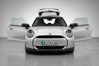 MINI Electric Cooper E 40.7kWh Classic Hatchback 3dr Electric Auto (184 ps)