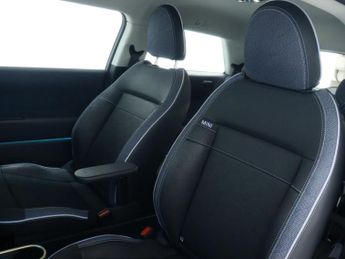 MINI Electric Cooper E 40.7kWh Classic Hatchback 3dr Electric Auto (184 ps)