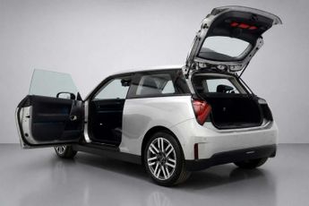 MINI Electric Cooper E 40.7kWh Classic Hatchback 3dr Electric Auto (184 ps)
