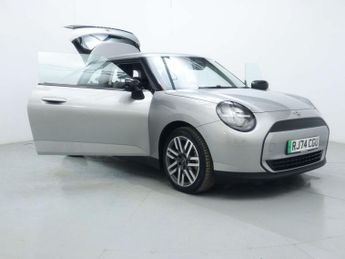 MINI Electric Cooper E 40.7kWh Classic Hatchback 3dr Electric Auto (184 ps)