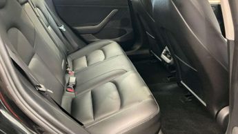 TESLA MODEL 3 Standard Range Plus Saloon 4dr Electric Auto RWD (241 bhp)