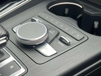 AUDI A4 2.0 A4 Black Edition 40 TFSI Semi-Automatic 5dr - NATIONAL DELIV