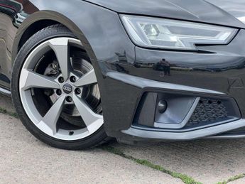 AUDI A4 2.0 A4 Black Edition 40 TFSI Semi-Automatic 5dr - NATIONAL DELIV