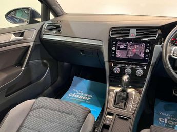 VOLKSWAGEN GOLF 2.0 Golf R-Line TDI Semi-Auto 5dr 2 KEYS + S/HISTORY + NEW MOT +