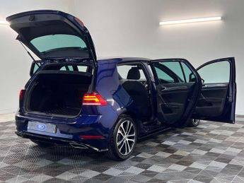 VOLKSWAGEN GOLF 2.0 Golf R-Line TDI Semi-Auto 5dr 2 KEYS + S/HISTORY + NEW MOT +