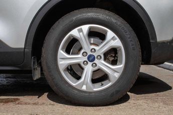 FORD KUGA 1.5 EcoBlue Zetec SUV 5dr Diesel Auto Euro 6 (s/s) (120 ps)