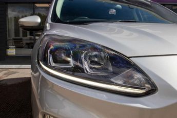 FORD KUGA 1.5 EcoBlue Zetec SUV 5dr Diesel Auto Euro 6 (s/s) (120 ps)