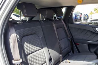 FORD KUGA 1.5 EcoBlue Zetec SUV 5dr Diesel Auto Euro 6 (s/s) (120 ps)
