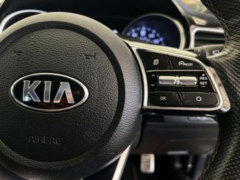 KIA CEED 1.6 Ceed GT-Line CRDi ISG Semi-Auto 5dr