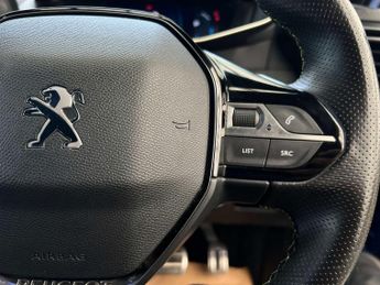 PEUGEOT 2008 2008 GT EV 5dr