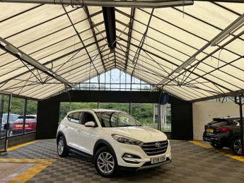 HYUNDAI TUCSON 2.0 Tucson SE Nav CRDi Auto 4WD 5dr