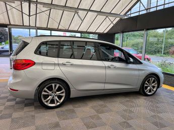 BMW 2 SERIES 2.0 218d Sport Auto 5dr