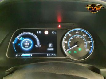 NISSAN LEAF Leaf N-Connecta 5dr *NATIONAL DELIVERY*