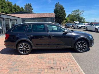 SKODA OCTAVIA 2.0 Octavia Scout TDI 4x4 Semi-Auto 4WD 5dr