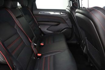Renault Arkana 1.6 E-TECH r.s. line SUV 5dr Petrol Hybrid Auto 2WD Euro 6 (s/s)