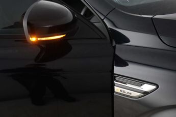Renault Arkana 1.6 E-TECH r.s. line SUV 5dr Petrol Hybrid Auto 2WD Euro 6 (s/s)