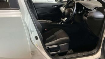 Toyota C-HR 1.8 VVT-h Icon SUV 5dr Petrol Hybrid CVT Euro 6 (s/s) (122 ps)