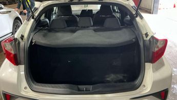 Toyota C-HR 1.8 VVT-h Icon SUV 5dr Petrol Hybrid CVT Euro 6 (s/s) (122 ps)