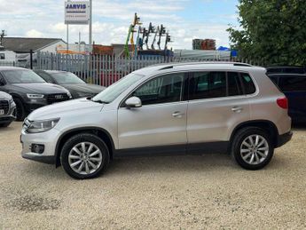 VOLKSWAGEN TIGUAN 2.0 TDI BlueMotion Tech Match SUV 5dr Diesel DSG 4WD Euro 5 (s/s